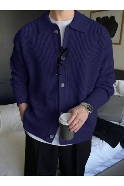 Cardigan Regular Fit con Dettagli a Bottoni