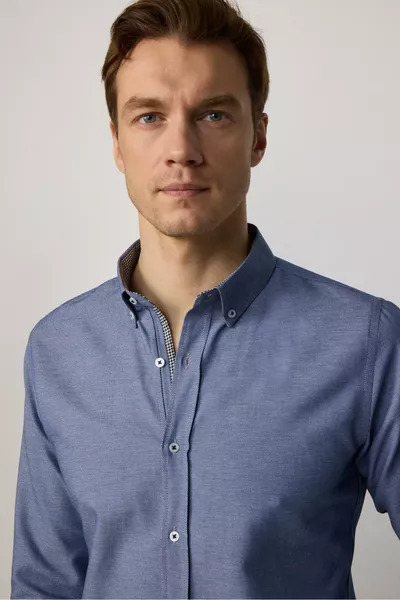 قميص رجالي قطني سهل الكي، بأكمام طويلة، ياقة بأزرار، بقصة ضيقة