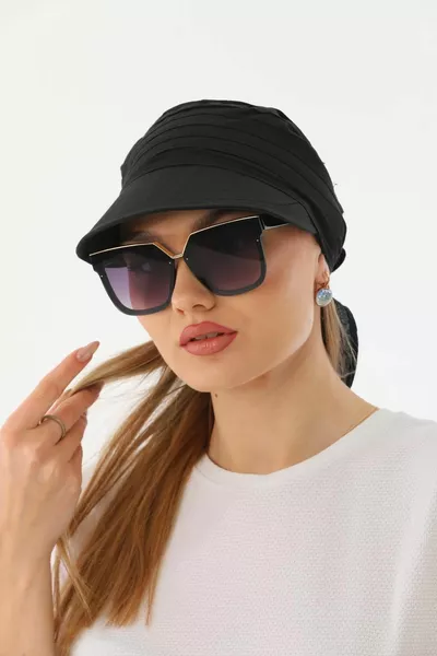 قبعة باندانا سوداء بسقف سفاري