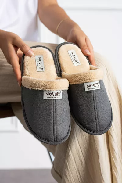 Унисекс пухкави домашни чехли с мека подметка и топла подплата за дома и градината