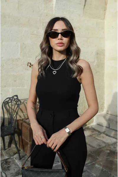 تيشيرت رياضي مضلع برقبتين، أسود وأبيض، طقم من قطعتين