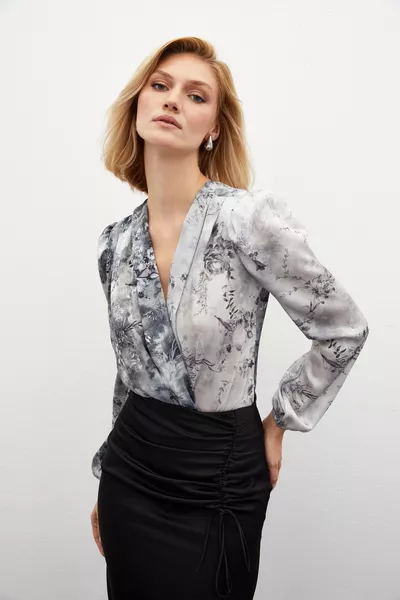 Bloemenprint Bodytop - GRIJS