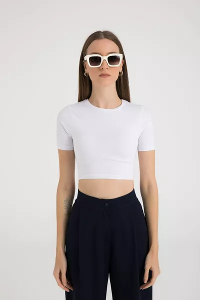 Soft Touch Кроп-топ с коротким рукавом и круглым вырезом, белый