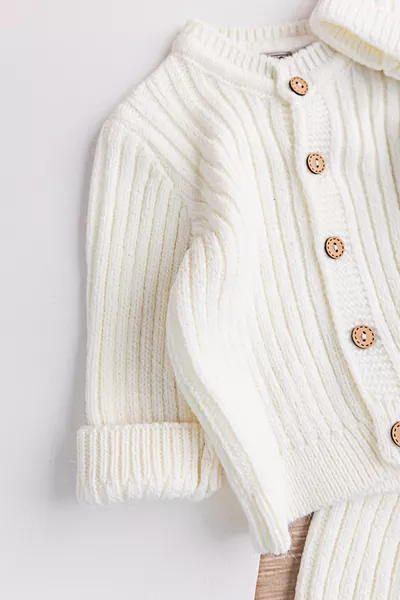 طقم أطفال شتوي للجنسين مع قبعة وسترة محبوكة