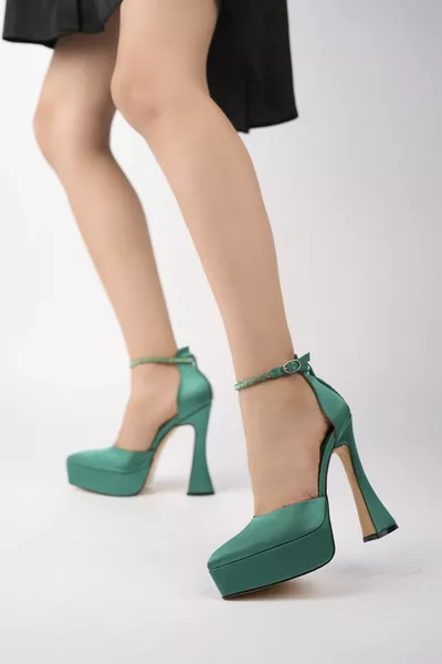 Grüner Satin Knöchel Stone Toe und geschlossener Rücken Stilvolle Plateau-Abendkleider