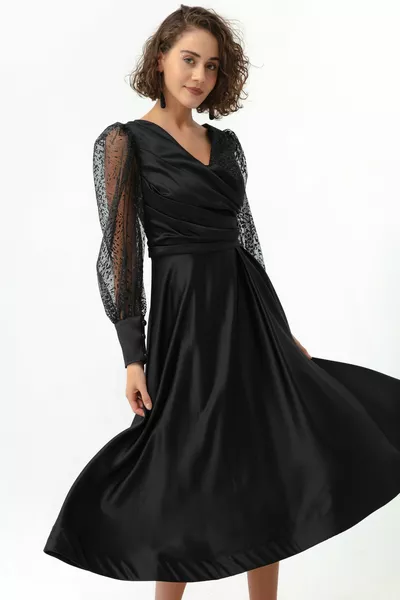 المرأة السوداء مزدوجة الصدر طوق بريق ميدي الساتان مساء اللباس