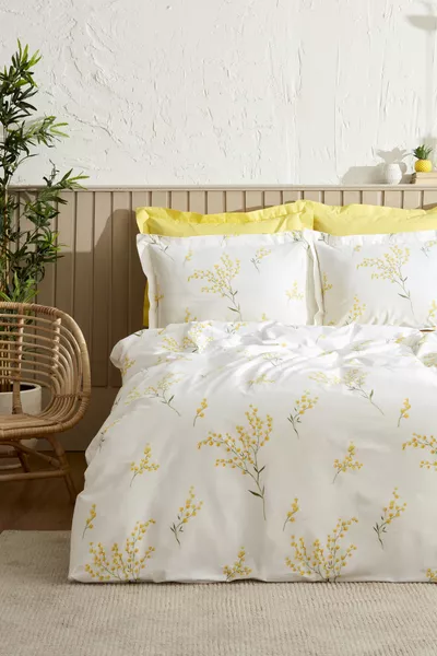 Loretta Yellow % Cotton Double Duvet Cover Set (PP)