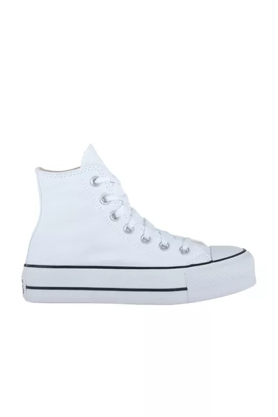 تشاك تايلور أول ستار ليفت