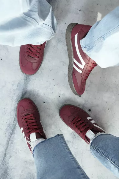 حذاء رياضي رياضي يومي للجنسين أربطة، جارسيا مضمون، داعم للأرثوبيديك للمشي والركض