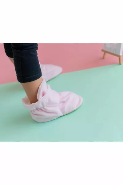 Пинетки на нескользящей подошве на кнопках Детские нескользящие ботильоны на пуговицах -POWDER розовый