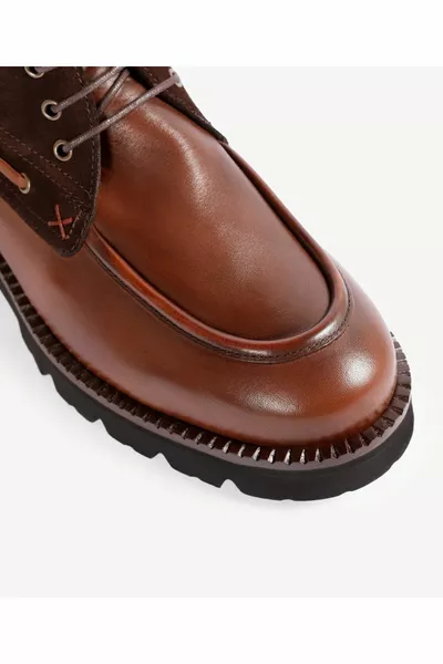 Vastgebonden bot met zachte zolen