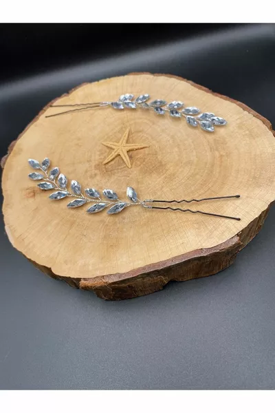 Stylish and elegant wedding and engagement bridal crown and hair accessory with completely handmade crystal stone