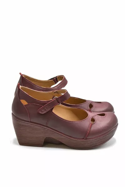 نسائي شقة كعب أحذية جلدية بورجوندي 