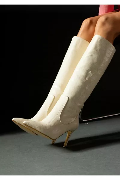 حذاء نسائي أسود بكعب رفيع بنمط التمساح (ارتفاع الكعب 9 سم) (فاخر)