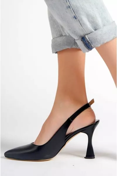 Заострени 9 см гръб отворени класически токчета