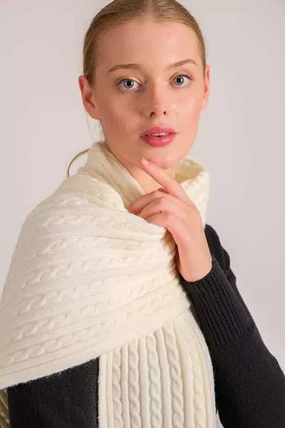 جديلة شعر نسائية ناعمة الملمس لحمة Ecru 