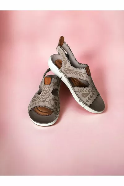 Sandali ortopedici beige da donna in vera pelle Nippa