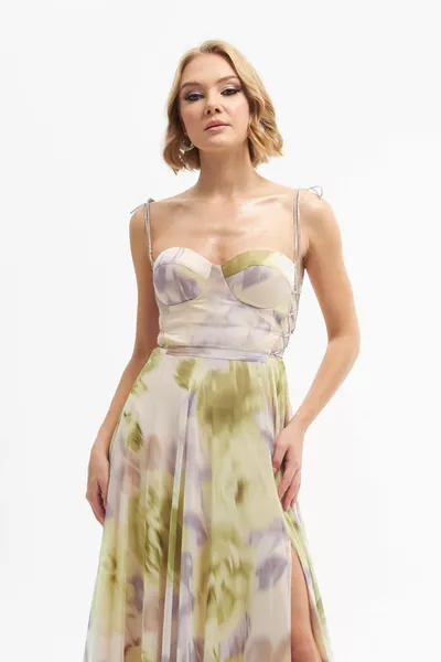 فستق أخضر مشرب شق فستان سهرة طويل