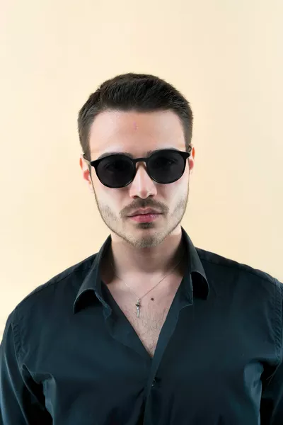 فانير نظارة شمسية عظمية مستقطبة باللون الأسود