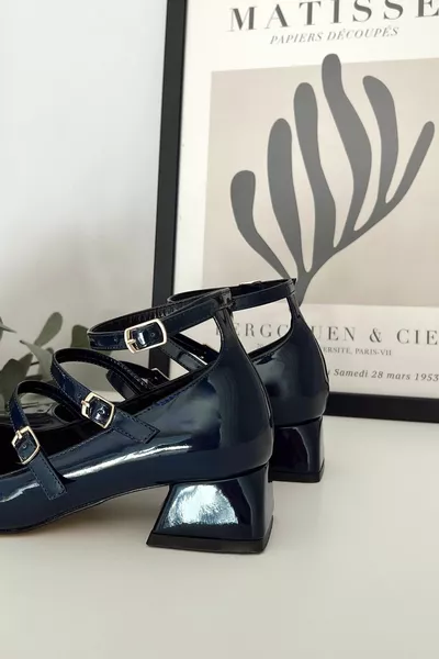 Donna Mary Jane Blu Navy Vernice Chiuso Indietro Tre Cinturini Punta Quadrata Elmetto Tacchi Corti Block