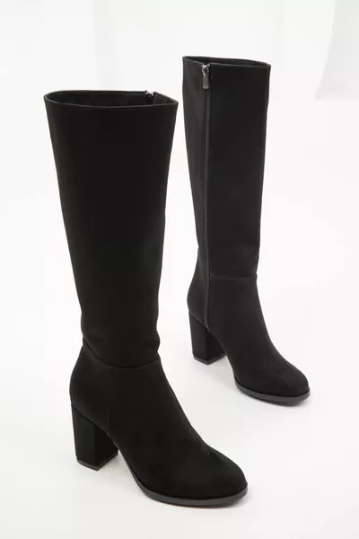 Stivali da donna in camoscio nero 