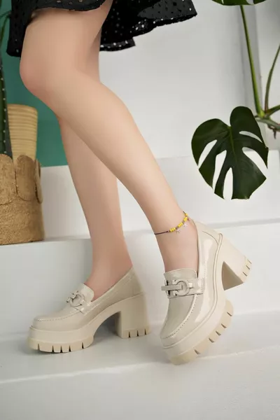 Valencia Guaranteed Femmes Talons Épais Bout Rond Boucle En Métal Mocassins Chaussures Décontractées