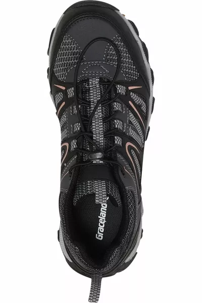 أحذية الرحلات