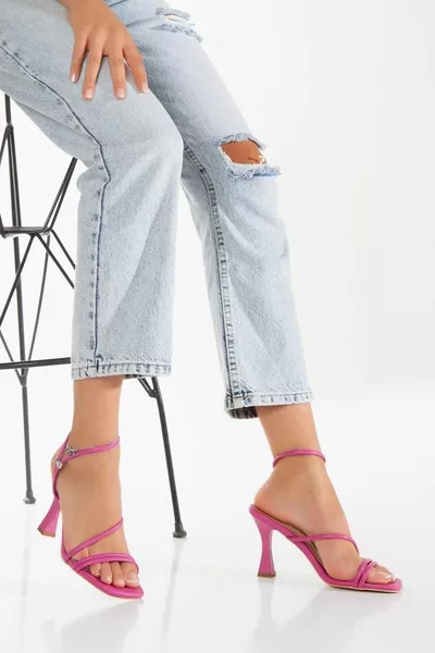 Дамски летни токчета от изкуствена кожа Fuchsia