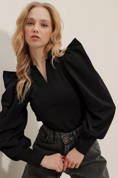 المرأة السوداء القاضي طوق الأميرة كم المنسوجة بلوزة المحاصيل 