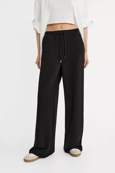 بنطلون قصر ناعم الملمس