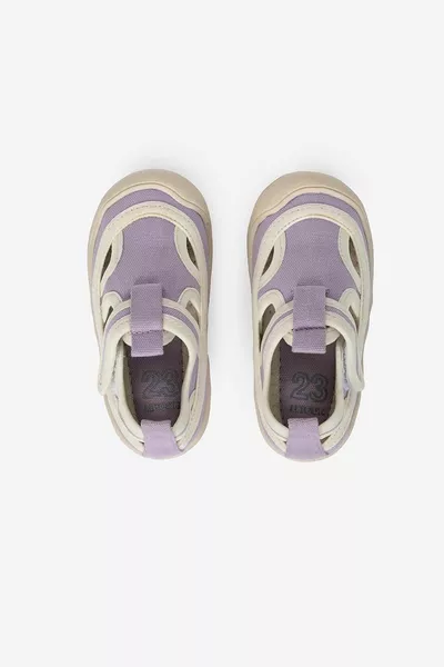 Люлякови детски сандали 