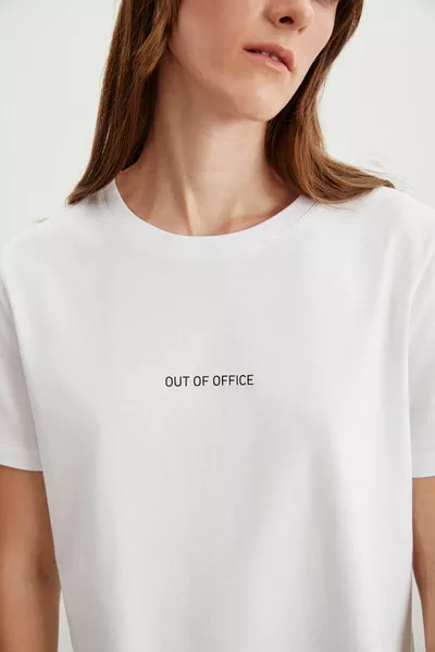 غليندا المرأة التطريز المطرزة العادية صالح  ٪ القطن العضوي محبوك دراجة طوق أبيض تي شيرت