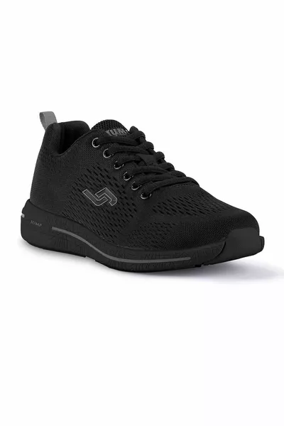  Мужские кроссовки черные.