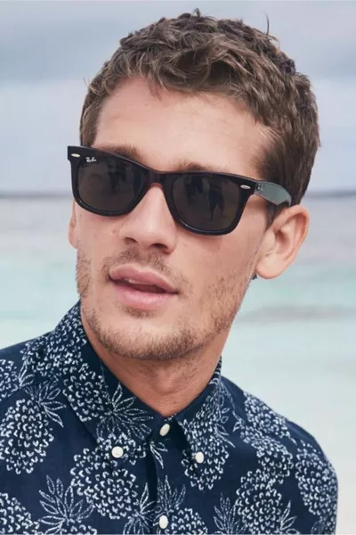   Унисекс слънчеви очила с  стъкла