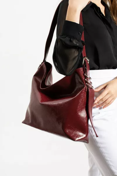 حقيبة كتف نسائية حقيبة رثة كبيرة الحجم بتصميم أنيق