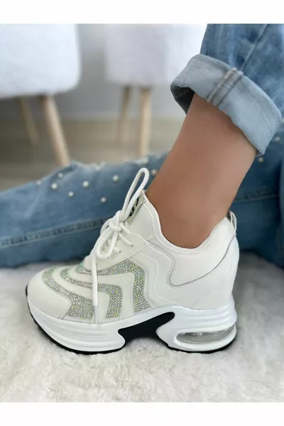 Белые кроссовки Guja на скрытом каблуке