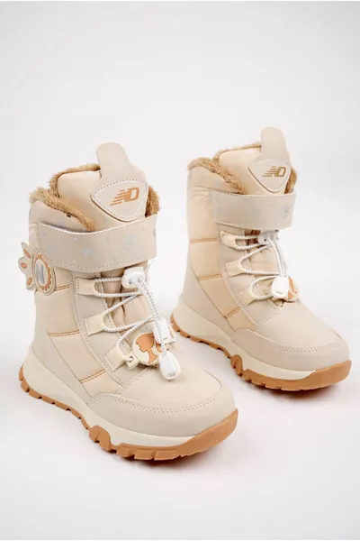 حذاء مع فرو باللون البيج للبنات