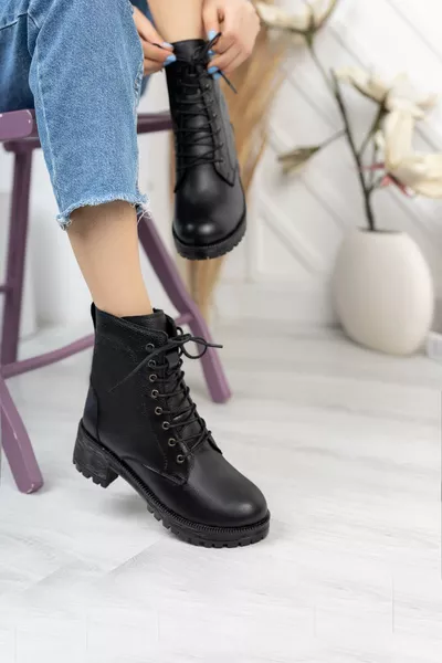 حذاء نسائي يومي من الجلد الطبيعي 