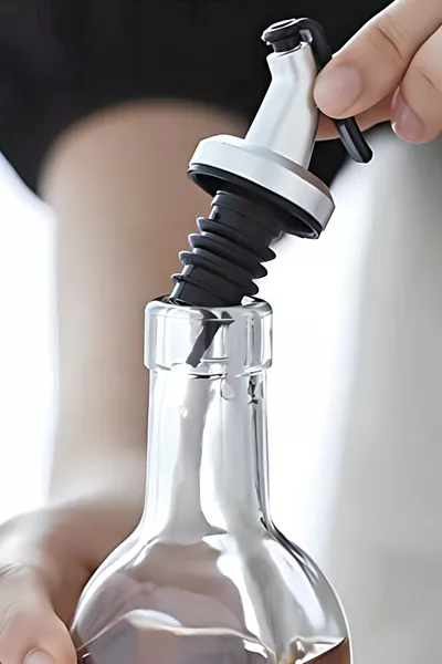 Ölkanne Ausguss 2er-Set Auslaufsicher Mit Deckel Flaschenverschluss Silikon Ölspender Zubehör Küchenutensil