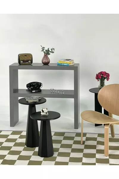 Набор из двух черных столиков-лилий с ножкой-грибом ( см)