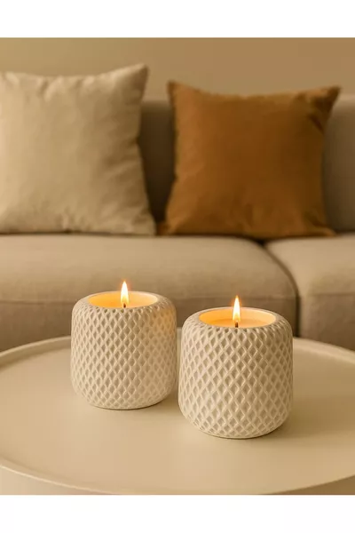 Керамична свещ с аромат – Ръчно изработена декоративна свещ, с аромат на ванилия, за декорация на хол