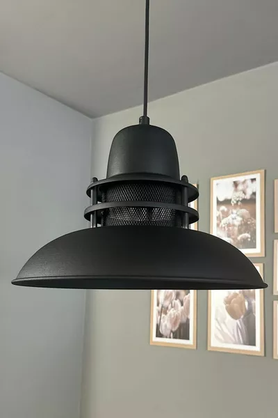 Полилей с черна лампа Единичен висящ полилей за кухня, детска стая, хол, настолна лампа, модели осветление