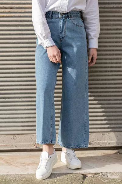 Midi-Length Wide Leg Jeans Light Blue