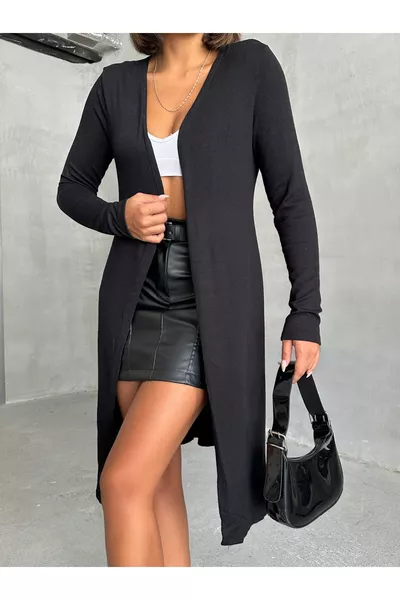 Дамска черна дълга жилетка с цепка