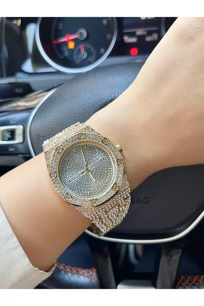 women's watch with full zircon stones