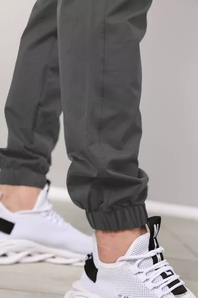 سروال رياضي رجالي من قماش الباراشوت