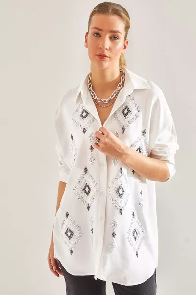 قميص نسائي من الكتان صوفيا مزين بالترتر المطرز 