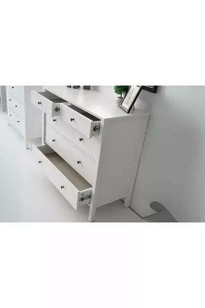 خزانة بحجرة بيضاء من فولت