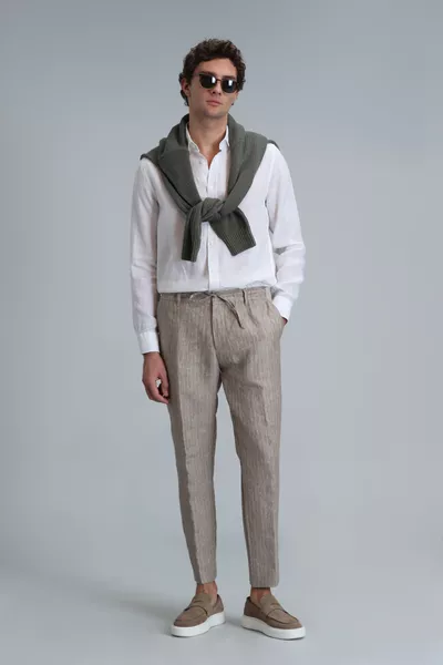 قميص رجالي من الكتان بتصميم مريح من بيتايا باللون الأبيض