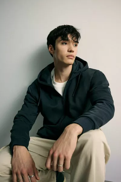 Felpa con cappuccio Regular Fit, interno morbido e peloso, con tasche, basic, zip frontale AU